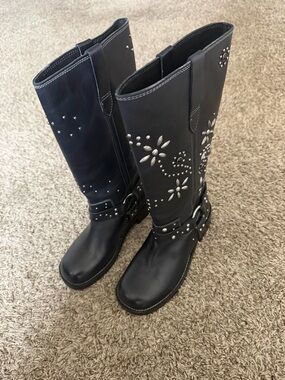 Free People Black Studded Floral Combat Boots 🔥🔥 Size 9